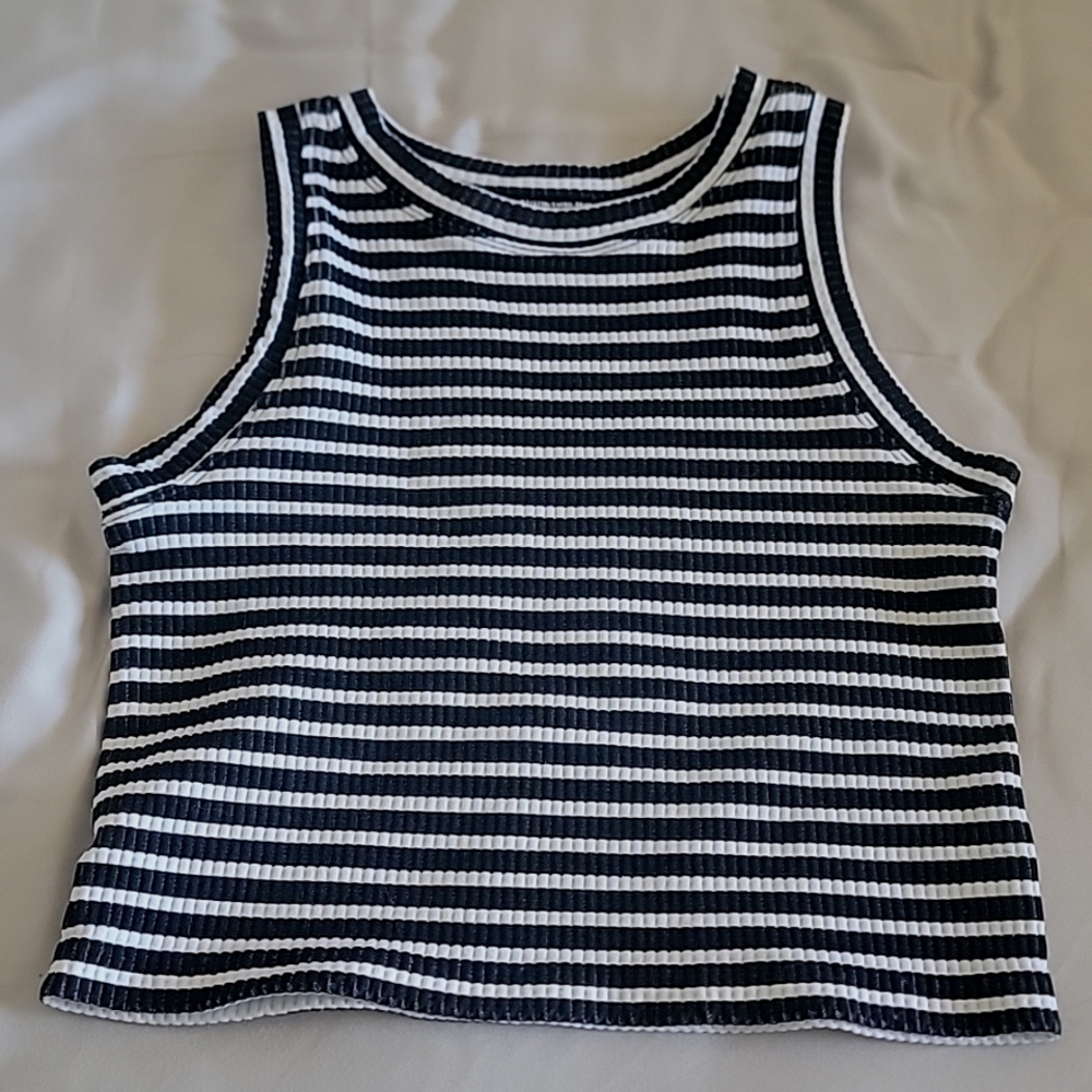 Aura Crop Top